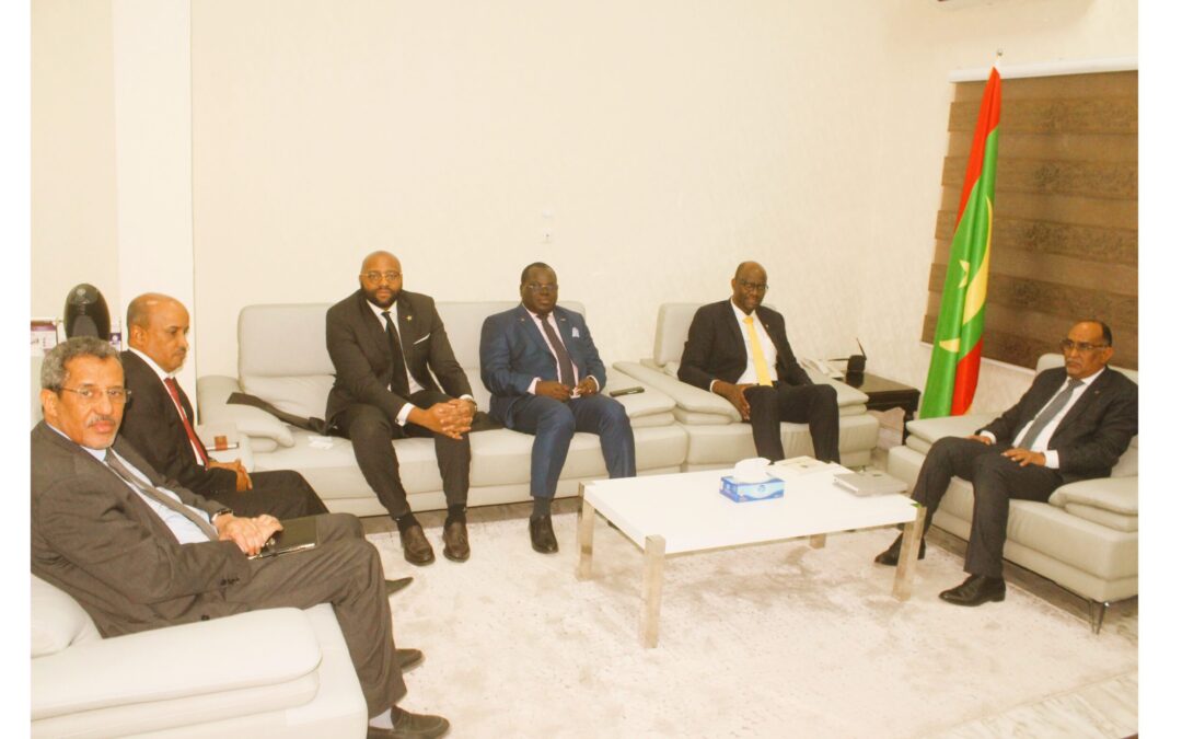 Le ministre des Finances reçoit une délégation de l’Agence africaine d’Assurance du Développement du Commerce et de l’Investissement